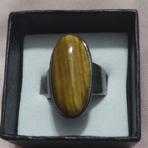 Vintage Elegant Tiger's Eye Set in a Sterling Silver Ring PreWorn